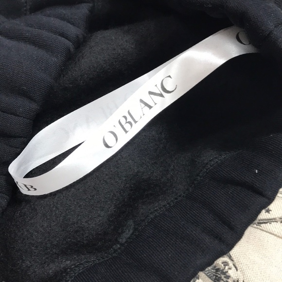 O'Blanc Memories Fleece Sweatshirt Set - Picture 7 of 11